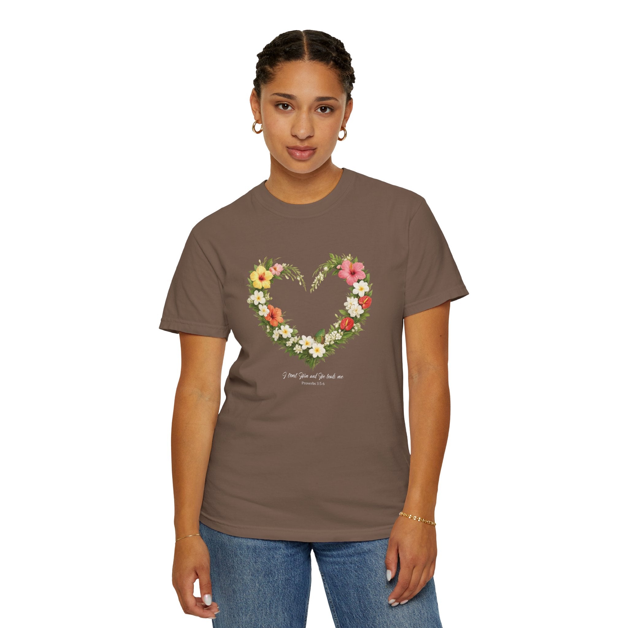 I Trust Him Floral Heart Christian Shirt, 2 Timothy 1:7 T-Shirt, Faith Based Gift for Women, Wildflower Heart Tee, Redeemed Faith Apparel