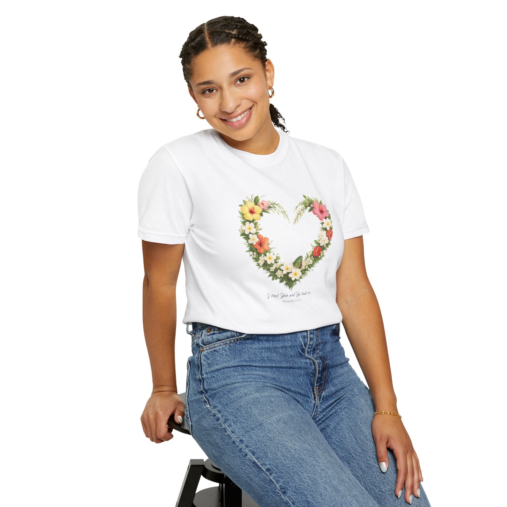 I Trust Him Floral Heart Christian Shirt, 2 Timothy 1:7 T-Shirt, Faith Based Gift for Women, Wildflower Heart Tee, Redeemed Faith Apparel