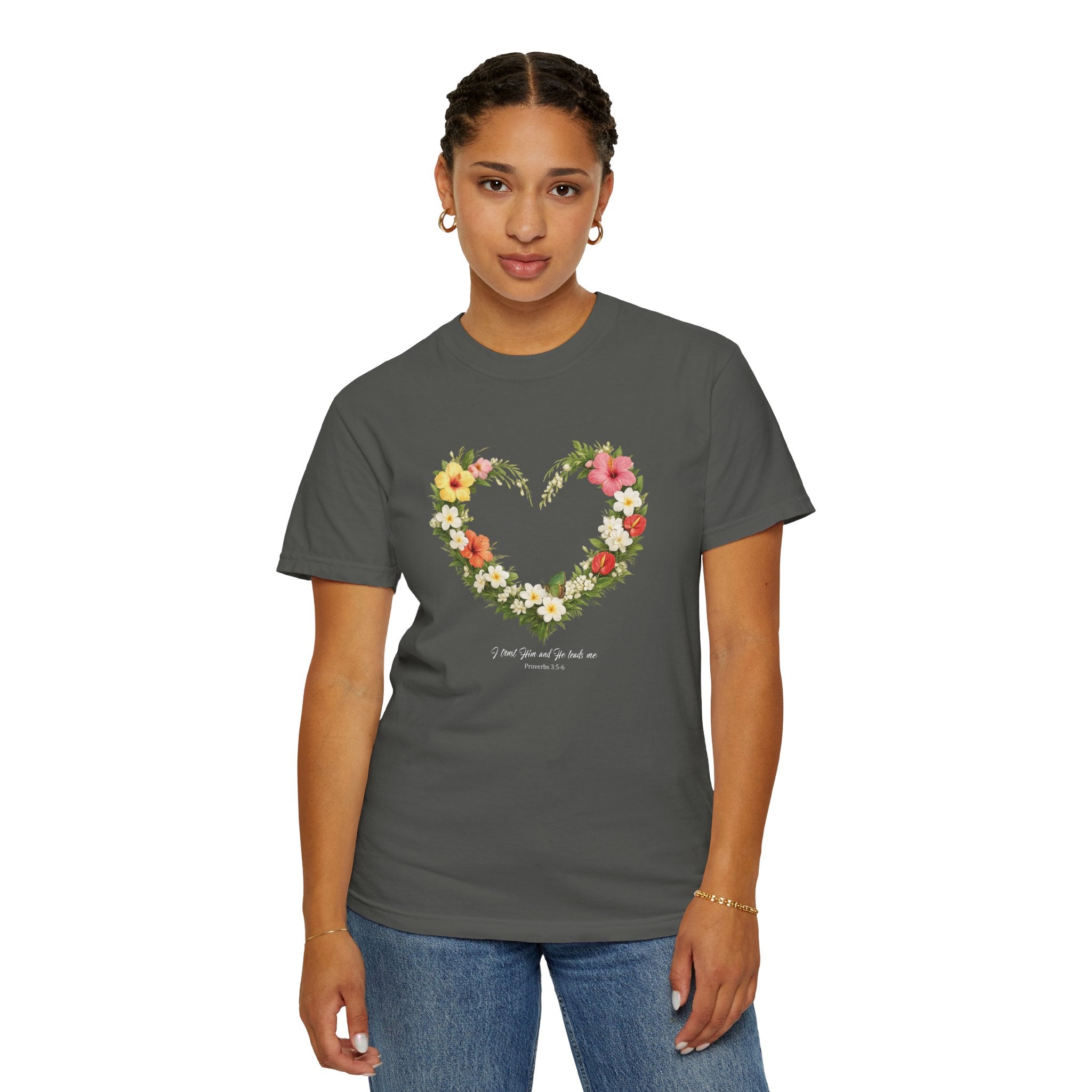 I Trust Him Floral Heart Christian Shirt, 2 Timothy 1:7 T-Shirt, Faith Based Gift for Women, Wildflower Heart Tee, Redeemed Faith Apparel