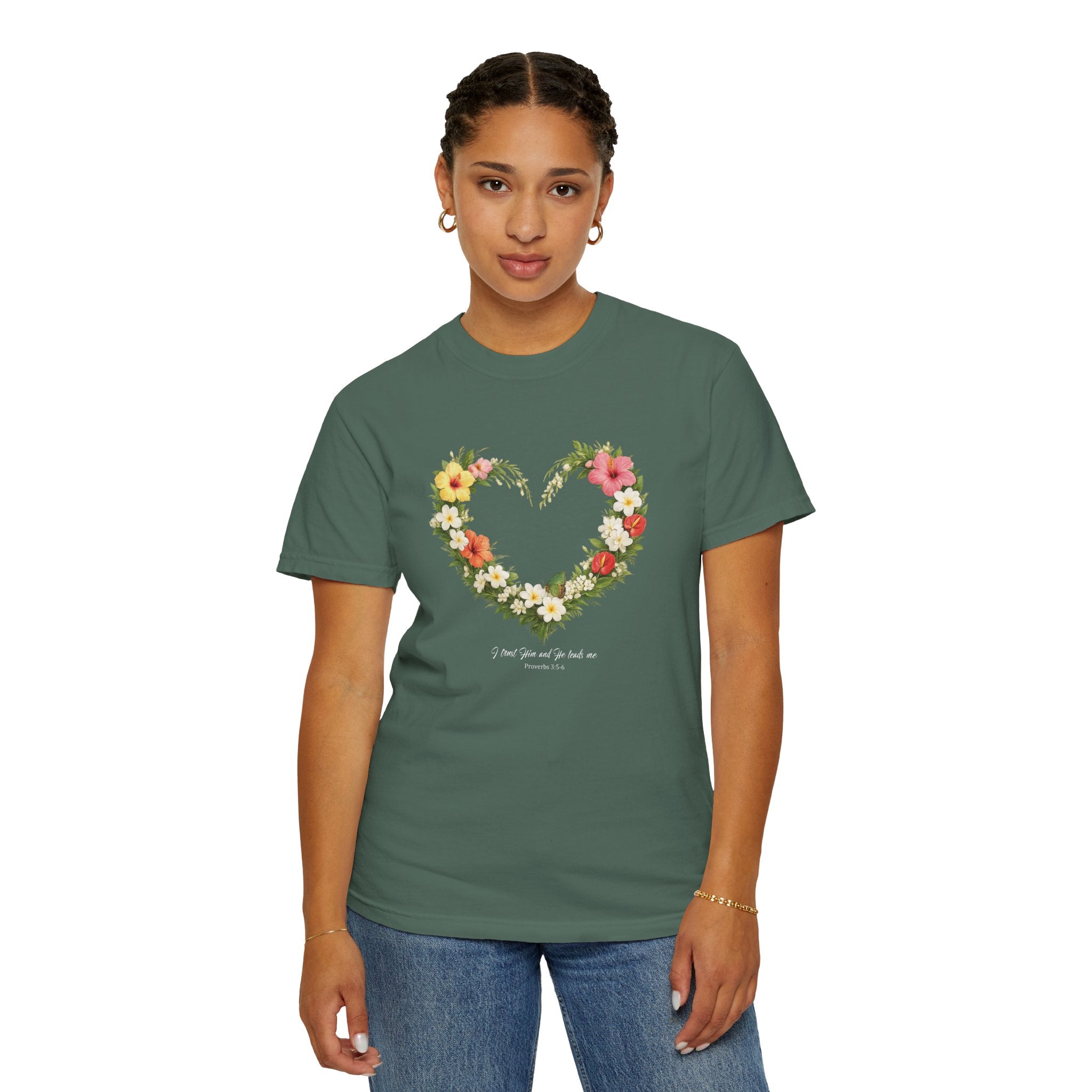 I Trust Him Floral Heart Christian Shirt, 2 Timothy 1:7 T-Shirt, Faith Based Gift for Women, Wildflower Heart Tee, Redeemed Faith Apparel