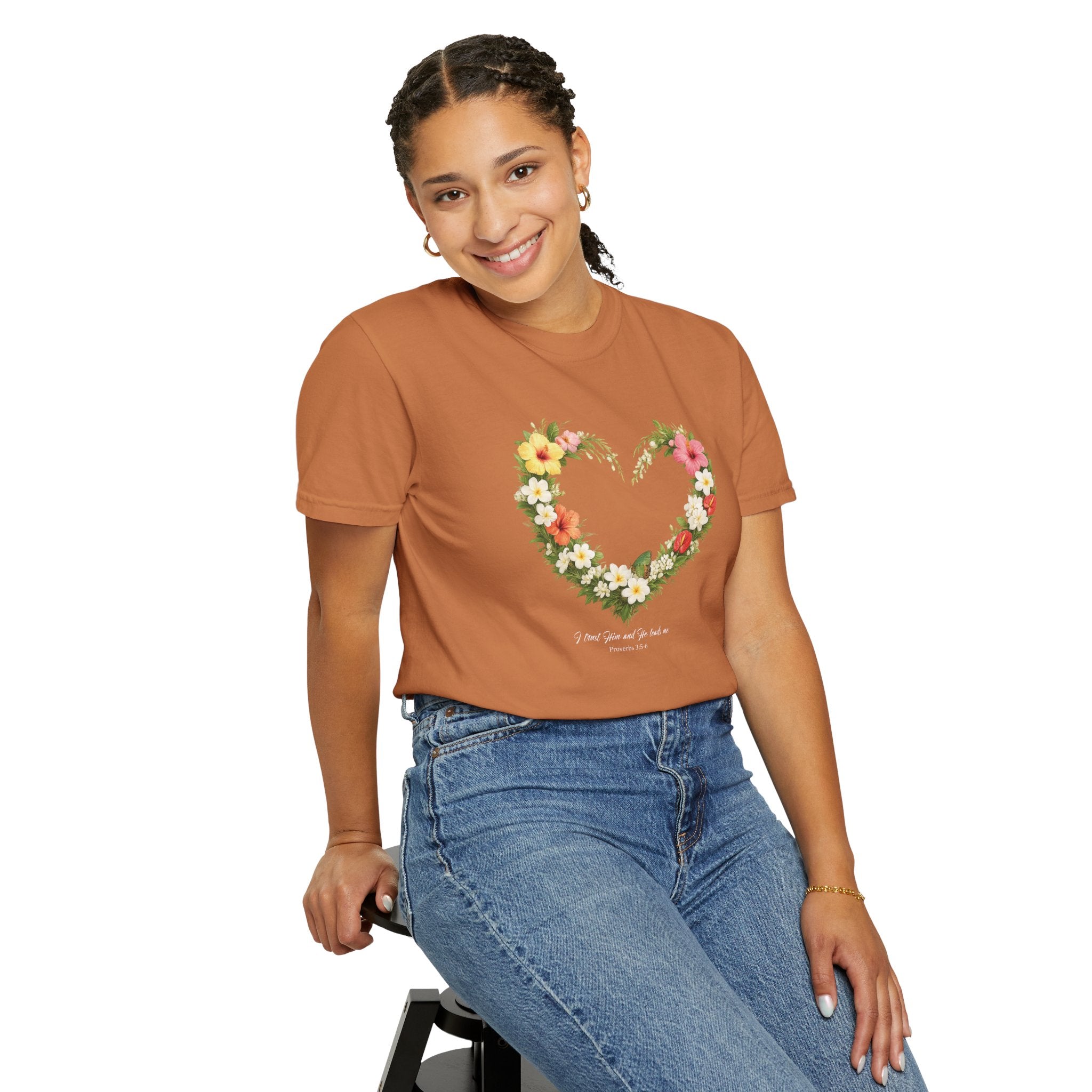 I Trust Him Floral Heart Christian Shirt, 2 Timothy 1:7 T-Shirt, Faith Based Gift for Women, Wildflower Heart Tee, Redeemed Faith Apparel
